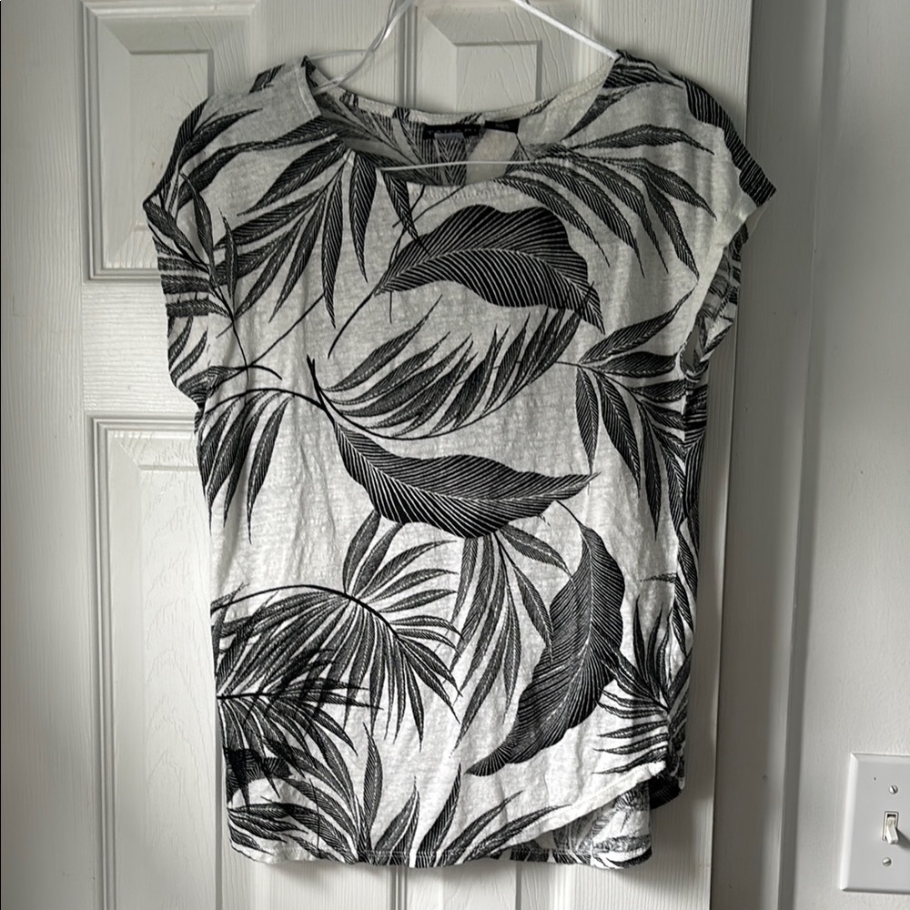 Black and White Leaf Print Women's Top